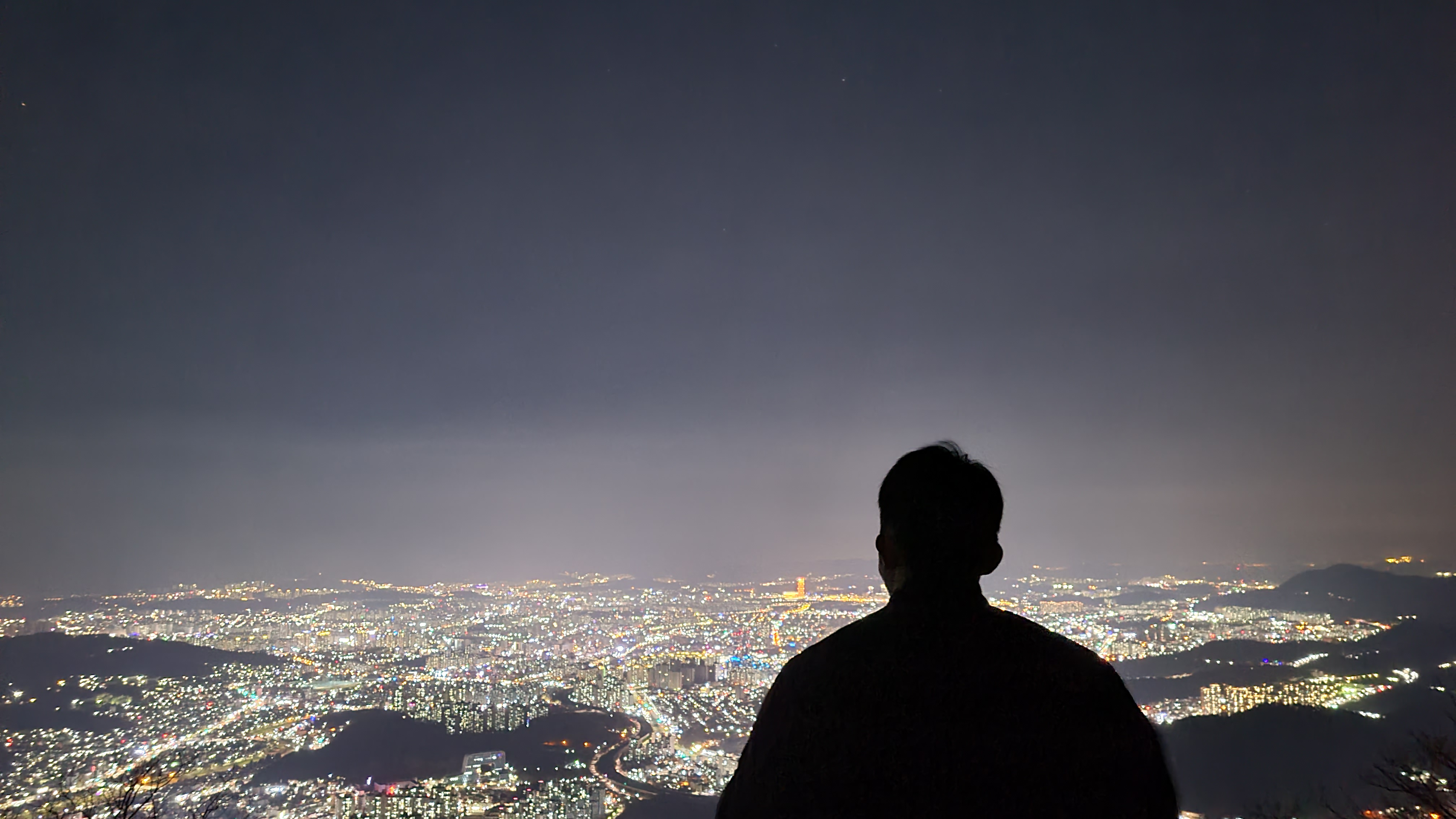 프로필 로고