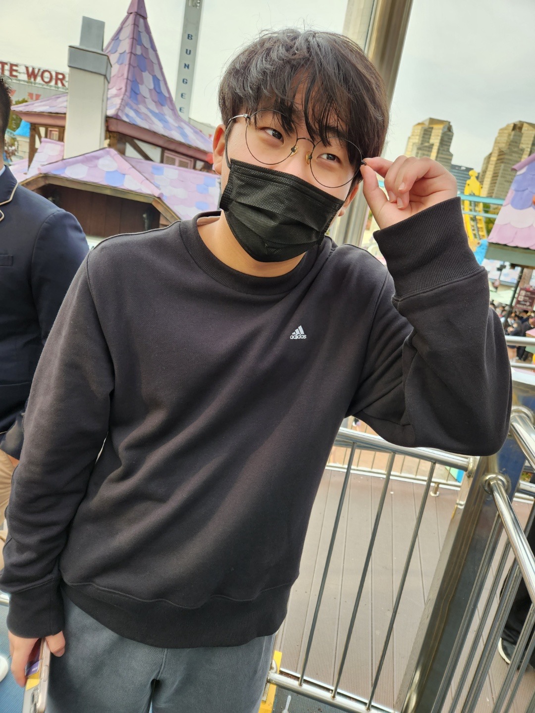 프로필 로고