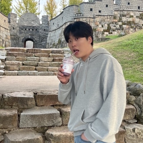 민준인데요